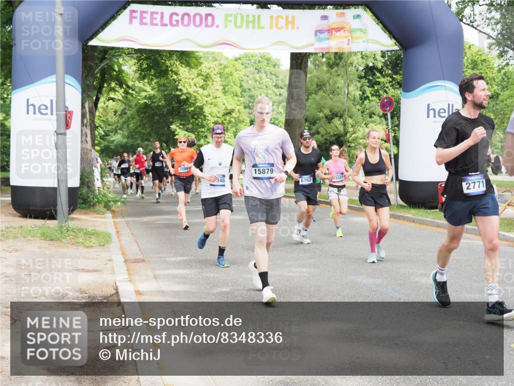29.06.2025 - hella hamburg halbmarathon MichiJ http://msf.ph/oto/8348336 29.06.2025 10:40:48 Zwischen KM18-KM19 1267, 2058, 2771, 5077, 7509, 8335, 10263, 10549, 11689, 12910, 13297, 13327, 15061, 15497, 15879, 15946, 17348, 18418, 18666 meine-sportfotos.de