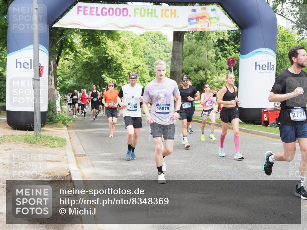 29.06.2025 - hella hamburg halbmarathon MichiJ http://msf.ph/oto/8348369 29.06.2025 10:40:48 Zwischen KM18-KM19 1267, 2058, 2771, 5077, 7509, 8335, 10263, 10549, 11689, 12910, 13297, 13327, 15061, 15497, 15879, 15946, 17348, 18418, 18666 meine-sportfotos.de