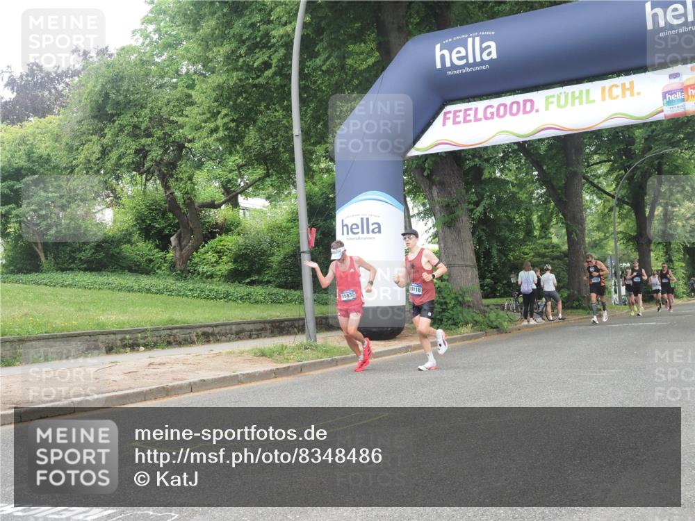 29.06.2025 - hella hamburg halbmarathon KatJ http://msf.ph/oto/8348486 29.06.2025 10:20:44 Zwischen KM18-KM19  meine-sportfotos.de