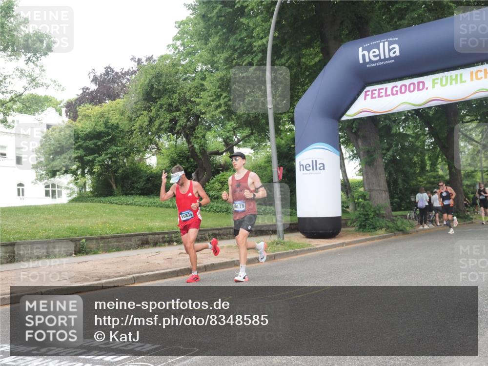 29.06.2025 - hella hamburg halbmarathon KatJ http://msf.ph/oto/8348585 29.06.2025 10:20:45 Zwischen KM18-KM19  meine-sportfotos.de