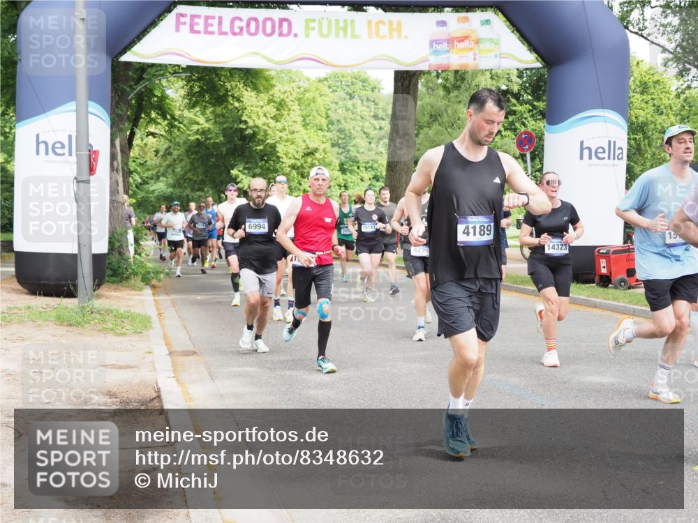 29.06.2025 - hella hamburg halbmarathon MichiJ http://msf.ph/oto/8348632 29.06.2025 10:40:54 Zwischen KM18-KM19 1502, 2058, 2099, 2884, 3103, 4189, 4299, 4938, 6762, 6994, 7147, 7478, 9537, 9791, 11430, 13327, 14323, 15146, 15179, 15879, 15946, 16623, 16750, 17348, 18143, 18666 meine-sportfotos.de