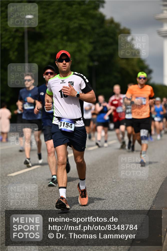 29.06.2025 - hella hamburg halbmarathon Dr. Thomas Lammeyer http://msf.ph/oto/8348784 29.06.2025 10:18:25 Kennedybrücke 1071, 1131, 1406, 1480, 1728, 2990, 3020, 3025, 3154, 3728, 3756, 3834, 3939, 5191, 5546, 5670, 6028, 6083, 6181, 6366, 6717, 6724, 7209, 7442, 7802, 7840, 7991, 8055, 8147, 8409, 8755, 9173, 9663, 10224, 10610, 10977 meine-sportfotos.de