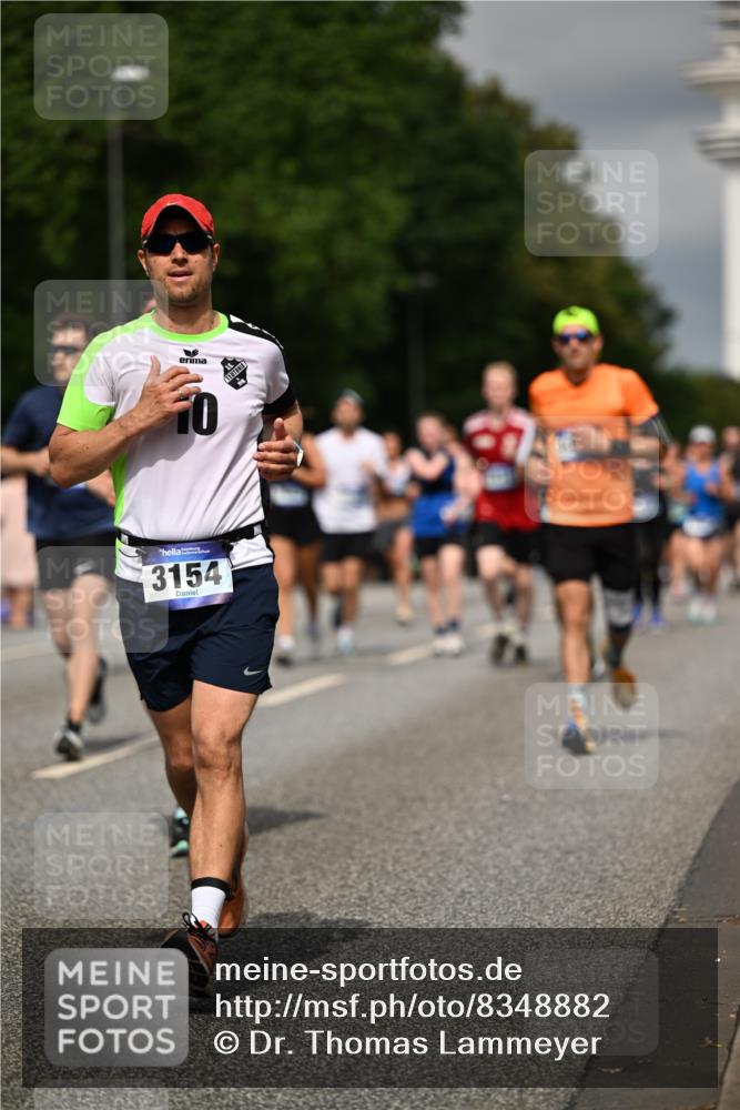 29.06.2025 - hella hamburg halbmarathon Dr. Thomas Lammeyer http://msf.ph/oto/8348882 29.06.2025 10:18:25 Kennedybrücke 1071, 1131, 1406, 1480, 1728, 2990, 3020, 3025, 3154, 3728, 3756, 3834, 3939, 5191, 5546, 5670, 6028, 6083, 6181, 6366, 6717, 6724, 7209, 7442, 7802, 7840, 7991, 8055, 8147, 8409, 8755, 9173, 9663, 10224, 10610, 10977 meine-sportfotos.de