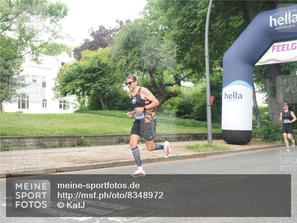29.06.2025 - hella hamburg halbmarathon KatJ http://msf.ph/oto/8348972 29.06.2025 10:20:48 Zwischen KM18-KM19  meine-sportfotos.de