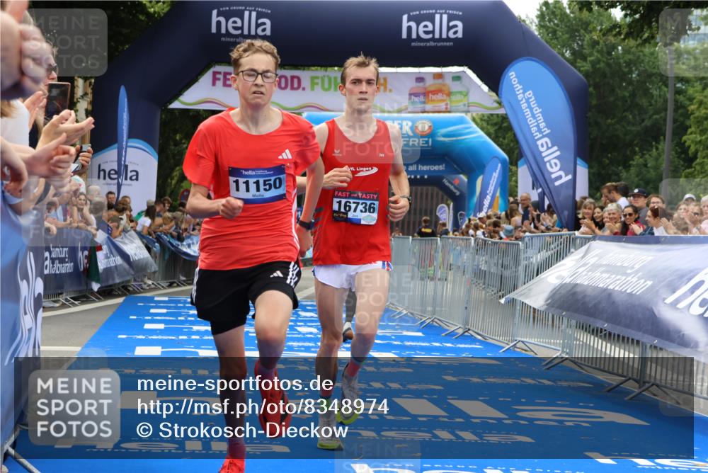 29.06.2025 - hella hamburg halbmarathon Strokosch-Dieckow http://msf.ph/oto/8348974 29.06.2025 10:32:07 Ziel 1407, 1686, 1894, 7272, 11150, 11370, 15826, 16505, 16736 meine-sportfotos.de