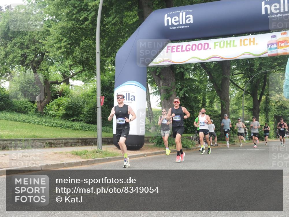 29.06.2025 - hella hamburg halbmarathon KatJ http://msf.ph/oto/8349054 29.06.2025 10:20:50 Zwischen KM18-KM19  meine-sportfotos.de
