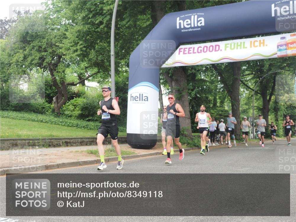 29.06.2025 - hella hamburg halbmarathon KatJ http://msf.ph/oto/8349118 29.06.2025 10:20:50 Zwischen KM18-KM19  meine-sportfotos.de