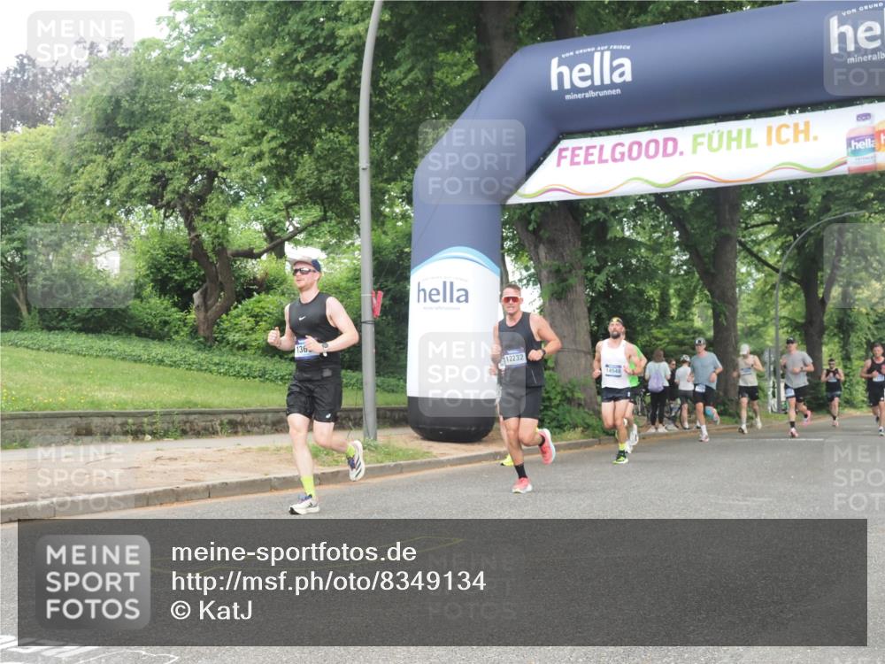 29.06.2025 - hella hamburg halbmarathon KatJ http://msf.ph/oto/8349134 29.06.2025 10:20:50 Zwischen KM18-KM19  meine-sportfotos.de