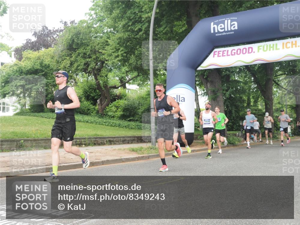 29.06.2025 - hella hamburg halbmarathon KatJ http://msf.ph/oto/8349243 29.06.2025 10:20:51 Zwischen KM18-KM19  meine-sportfotos.de