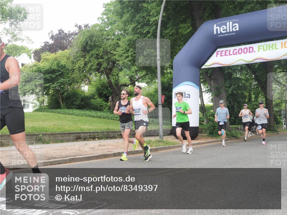 29.06.2025 - hella hamburg halbmarathon KatJ http://msf.ph/oto/8349397 29.06.2025 10:20:52 Zwischen KM18-KM19 6619 meine-sportfotos.de