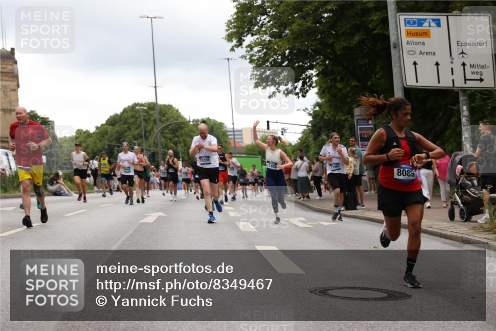 29.06.2025 - hella hamburg halbmarathon Yannick Fuchs http://msf.ph/oto/8349467 29.06.2025 10:52:38 20KM 1319, 1946, 1951, 2027, 2159, 2250, 2619, 2711, 2855, 2996, 4550, 4767, 5084, 5675, 6860, 7659, 8089, 8392, 9156, 9353, 9553, 9555, 9835, 10020, 10268, 10518, 10539, 10703, 10915, 11605, 11808, 11846, 12734, 12735, 12809, 13512, 13654, 13694, 14355, 14673, 14914, 16189, 16206, 16409, 16922, 16924, 17531, 17665, 17782, 17810, 17814, 17839, 17852, 17931, 17967, 18112, 18556, 18682, 18727, 18730, 18833, 18985, 19002, 19003 meine-sportfotos.de