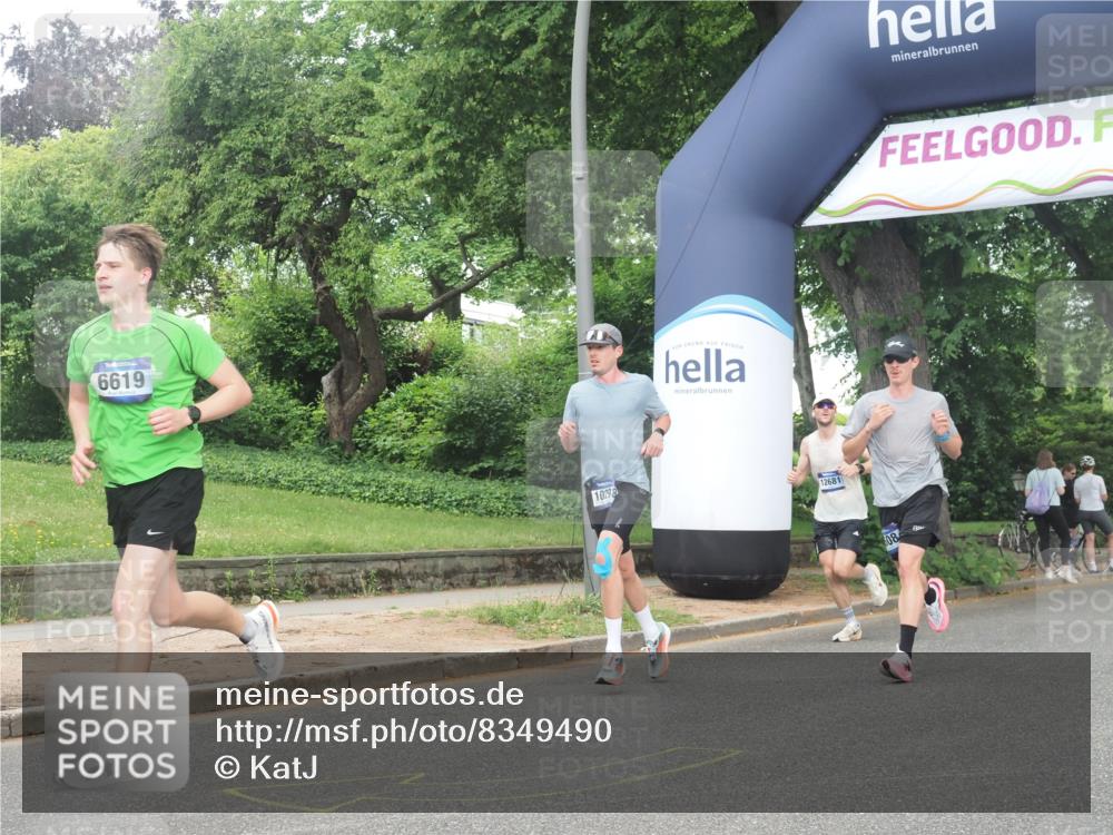 29.06.2025 - hella hamburg halbmarathon KatJ http://msf.ph/oto/8349490 29.06.2025 10:20:53 Zwischen KM18-KM19 6619, 7272 meine-sportfotos.de