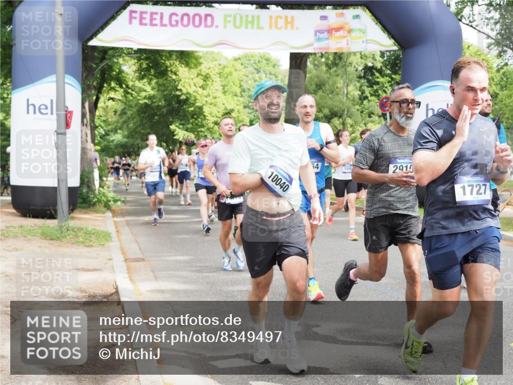 29.06.2025 - hella hamburg halbmarathon MichiJ http://msf.ph/oto/8349497 29.06.2025 10:41:00 Zwischen KM18-KM19 1030, 1482, 1502, 1727, 2070, 2884, 2910, 3103, 3310, 4189, 4299, 4938, 5866, 6942, 6994, 7147, 7864, 9142, 10040, 11992, 12909, 13397, 13997, 14036, 14323, 14592, 15980, 16623, 16750, 18134, 18143, 18720 meine-sportfotos.de