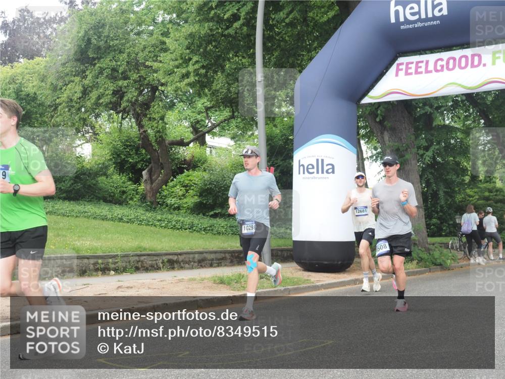 29.06.2025 - hella hamburg halbmarathon KatJ http://msf.ph/oto/8349515 29.06.2025 10:20:53 Zwischen KM18-KM19 6619, 7272 meine-sportfotos.de
