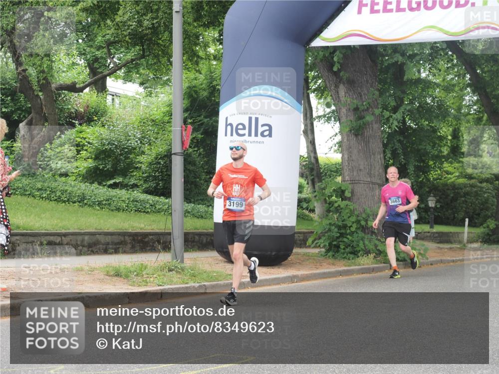 29.06.2025 - hella hamburg halbmarathon KatJ http://msf.ph/oto/8349623 29.06.2025 10:50:32 Zwischen KM18-KM19 1316, 3199 meine-sportfotos.de