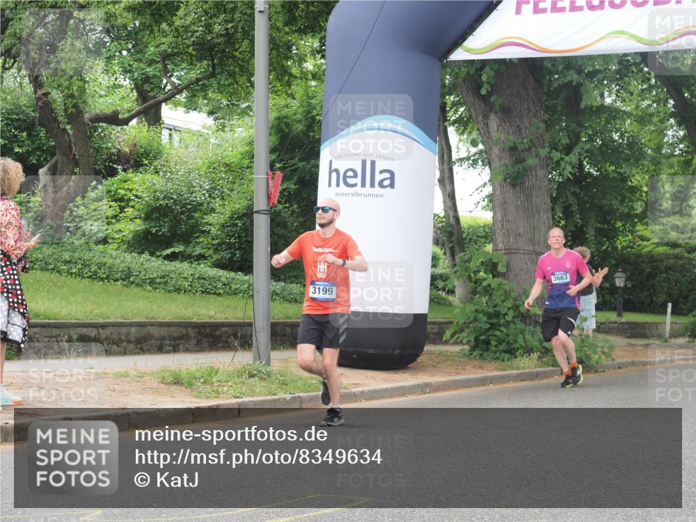 29.06.2025 - hella hamburg halbmarathon KatJ http://msf.ph/oto/8349634 29.06.2025 10:50:32 Zwischen KM18-KM19 1316, 3199 meine-sportfotos.de