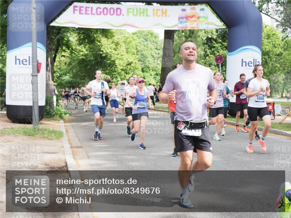 29.06.2025 - hella hamburg halbmarathon MichiJ http://msf.ph/oto/8349676 29.06.2025 10:41:01 Zwischen KM18-KM19 1030, 1482, 1502, 1727, 2070, 2346, 2884, 2910, 3103, 3310, 4299, 5866, 6942, 6994, 7147, 7864, 8487, 9142, 10040, 11992, 12909, 13397, 13997, 14036, 14323, 14592, 15980, 16750, 18134, 18143, 18590, 18720, 19067 meine-sportfotos.de