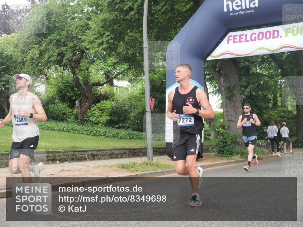 29.06.2025 - hella hamburg halbmarathon KatJ http://msf.ph/oto/8349698 29.06.2025 10:20:55 Zwischen KM18-KM19 6619, 7272 meine-sportfotos.de