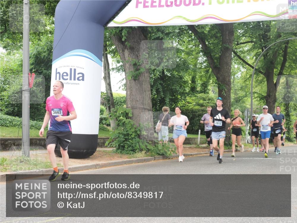 29.06.2025 - hella hamburg halbmarathon KatJ http://msf.ph/oto/8349817 29.06.2025 10:50:34 Zwischen KM18-KM19 3199, 3663 meine-sportfotos.de