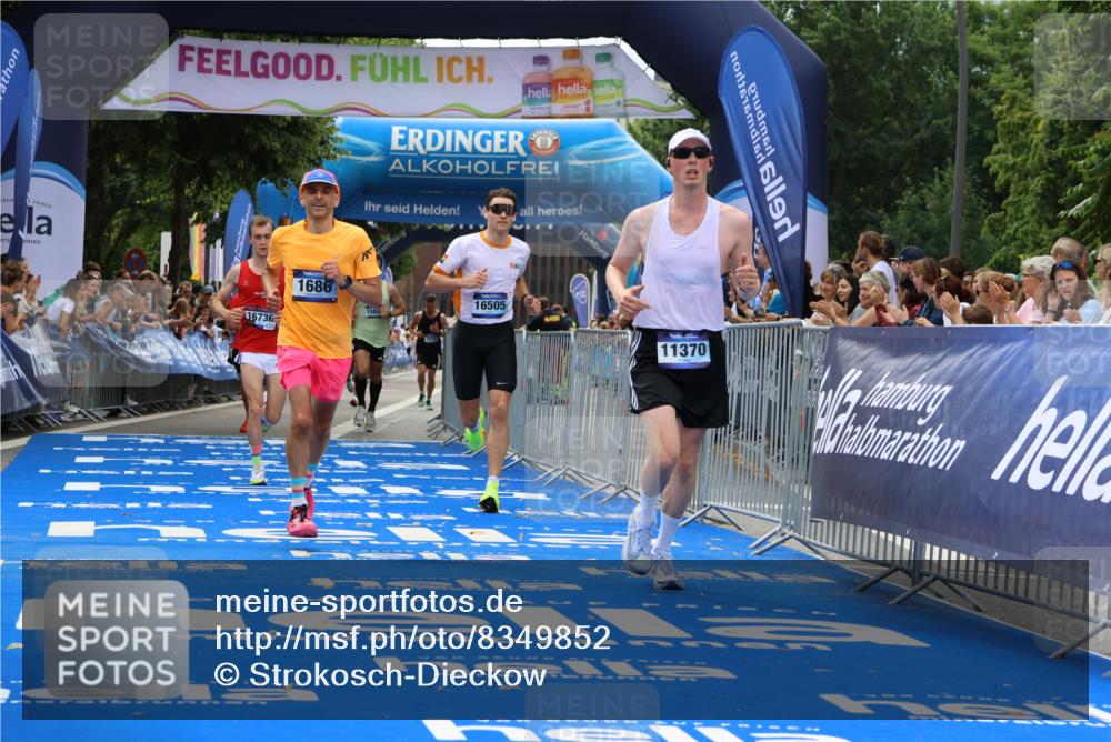 29.06.2025 - hella hamburg halbmarathon Strokosch-Dieckow http://msf.ph/oto/8349852 29.06.2025 10:32:03 Ziel 1407, 1686, 4129, 4698, 6619, 11150, 11199, 11370, 15826, 16505, 16736 meine-sportfotos.de