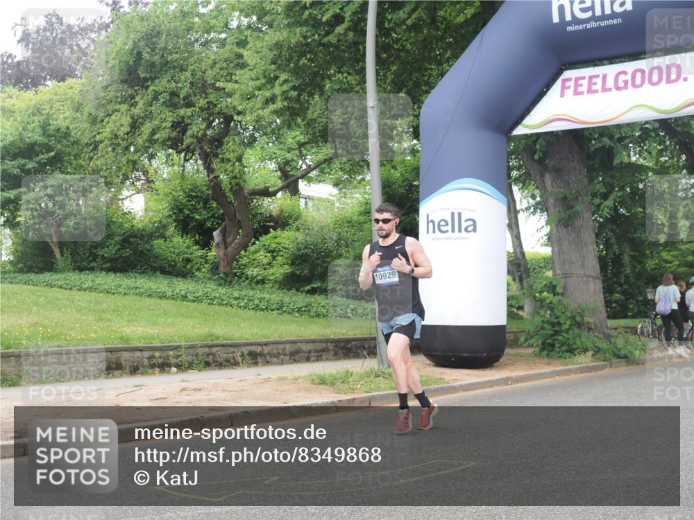 29.06.2025 - hella hamburg halbmarathon KatJ http://msf.ph/oto/8349868 29.06.2025 10:20:56 Zwischen KM18-KM19 6619, 7272 meine-sportfotos.de