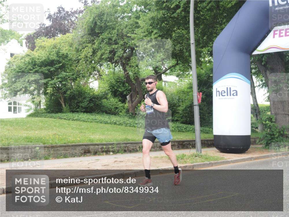 29.06.2025 - hella hamburg halbmarathon KatJ http://msf.ph/oto/8349934 29.06.2025 10:20:57 Zwischen KM18-KM19 6619, 7272 meine-sportfotos.de