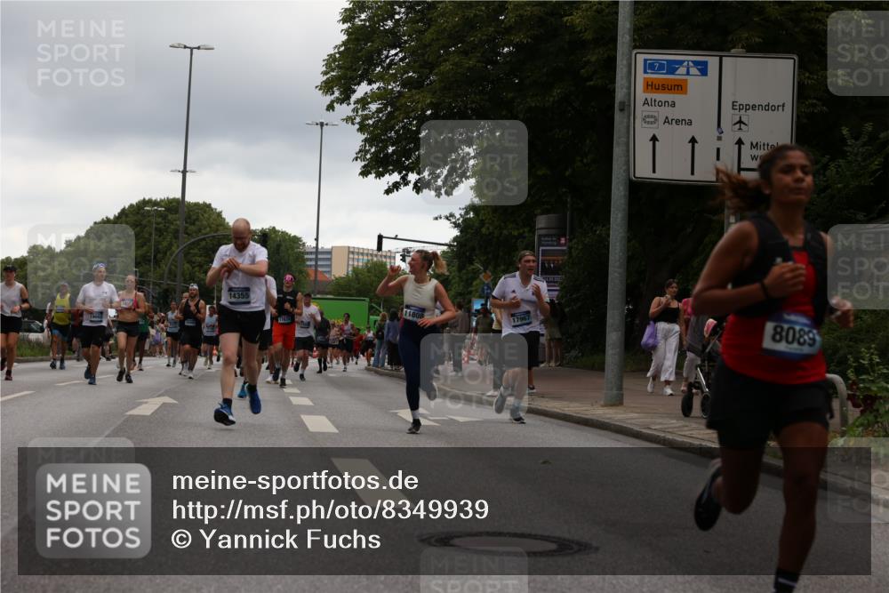 29.06.2025 - hella hamburg halbmarathon Yannick Fuchs http://msf.ph/oto/8349939 29.06.2025 10:52:39 20KM 1946, 1951, 2027, 2159, 2250, 2619, 2711, 2855, 2996, 4550, 4767, 5084, 5675, 6860, 7659, 8089, 8392, 9156, 9353, 9553, 9555, 9835, 10020, 10268, 10518, 10539, 10703, 10915, 11605, 11808, 11846, 12734, 12735, 12809, 13654, 13694, 14355, 14673, 14914, 16206, 16409, 16922, 16924, 17531, 17665, 17782, 17810, 17814, 17839, 17852, 17931, 17967, 18112, 18232, 18556, 18682, 18727, 18730, 18833, 18954, 18985, 19002, 19003 meine-sportfotos.de