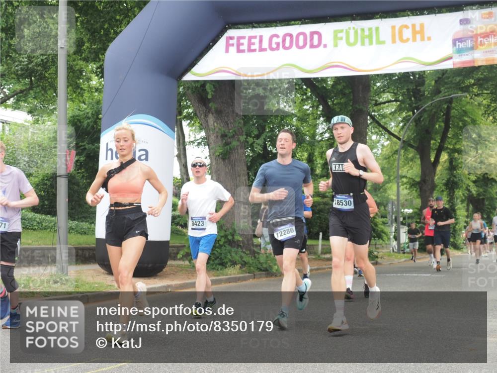 29.06.2025 - hella hamburg halbmarathon KatJ http://msf.ph/oto/8350179 29.06.2025 10:50:38 Zwischen KM18-KM19 2810, 3199, 3663, 4389, 5511, 8423 meine-sportfotos.de