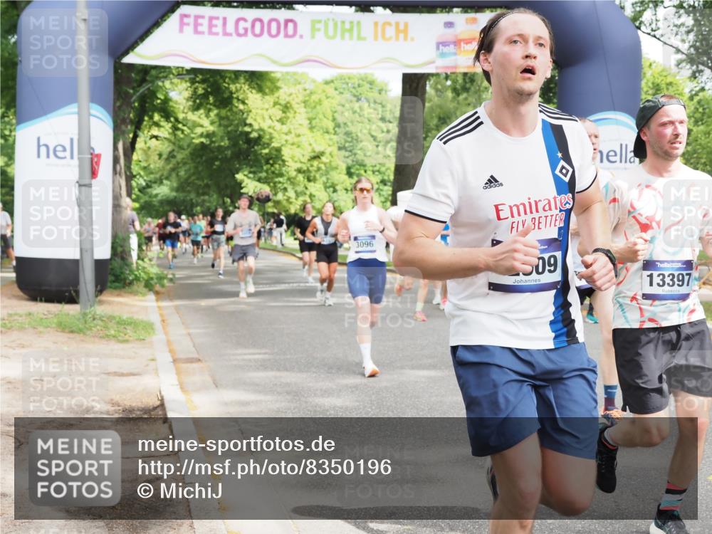 29.06.2025 - hella hamburg halbmarathon MichiJ http://msf.ph/oto/8350196 29.06.2025 10:41:04 Zwischen KM18-KM19 1030, 1482, 1727, 1870, 2070, 2346, 2910, 3096, 3819, 5259, 5866, 6942, 7864, 8487, 8973, 9142, 9227, 10040, 12909, 13397, 13997, 14036, 14592, 15980, 18134, 18590, 18715, 18720, 19067 meine-sportfotos.de