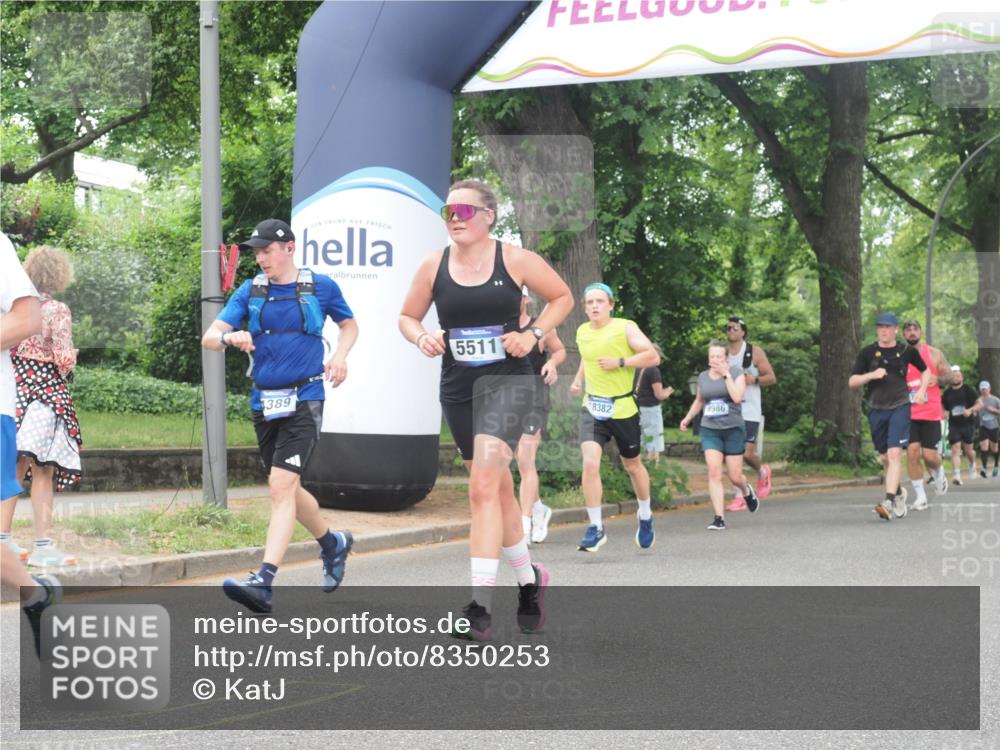 29.06.2025 - hella hamburg halbmarathon KatJ http://msf.ph/oto/8350253 29.06.2025 10:50:40 Zwischen KM18-KM19 2810, 3199, 3663, 4389, 5511, 8423 meine-sportfotos.de