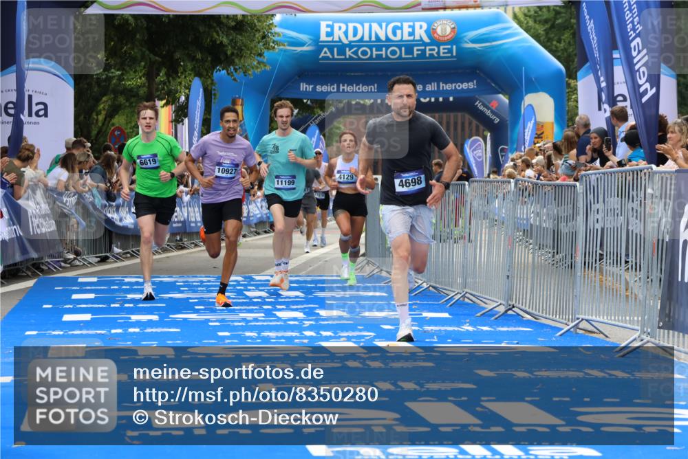 29.06.2025 - hella hamburg halbmarathon Strokosch-Dieckow http://msf.ph/oto/8350280 29.06.2025 10:31:53 Ziel 1407, 3935, 4129, 4698, 6619, 10927, 11199, 11929 meine-sportfotos.de