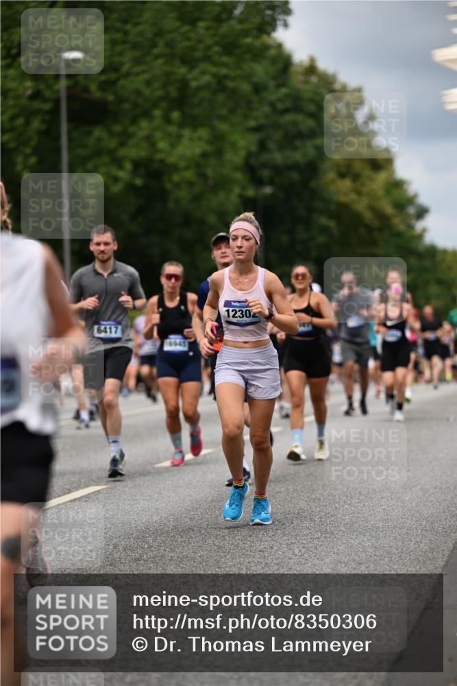 29.06.2025 - hella hamburg halbmarathon Dr. Thomas Lammeyer http://msf.ph/oto/8350306 29.06.2025 10:40:45 Kennedybrücke 1008, 1010, 1224, 3401, 3699, 3895, 4245, 4937, 5171, 5246, 5540, 5747, 5809, 5919, 6184, 6359, 6417, 7632, 8530, 8581, 9229, 9295, 9432, 9694, 9701, 9806, 10123, 10487, 10531, 10577, 10984 meine-sportfotos.de
