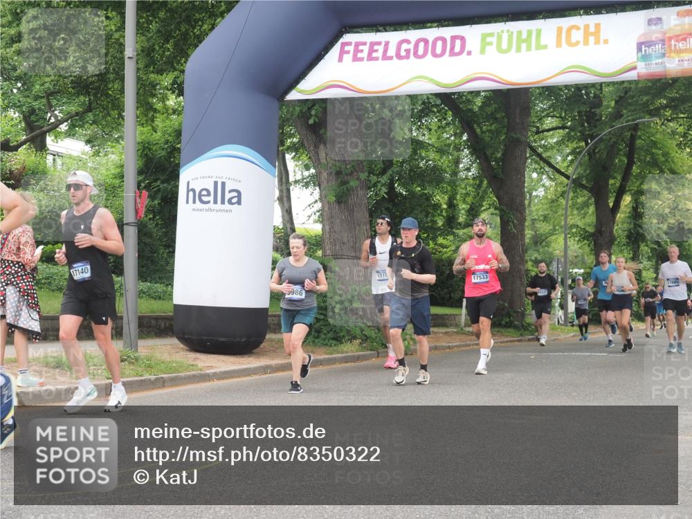 29.06.2025 - hella hamburg halbmarathon KatJ http://msf.ph/oto/8350322 29.06.2025 10:50:42 Zwischen KM18-KM19 2810, 3663, 4389, 5511, 8423 meine-sportfotos.de