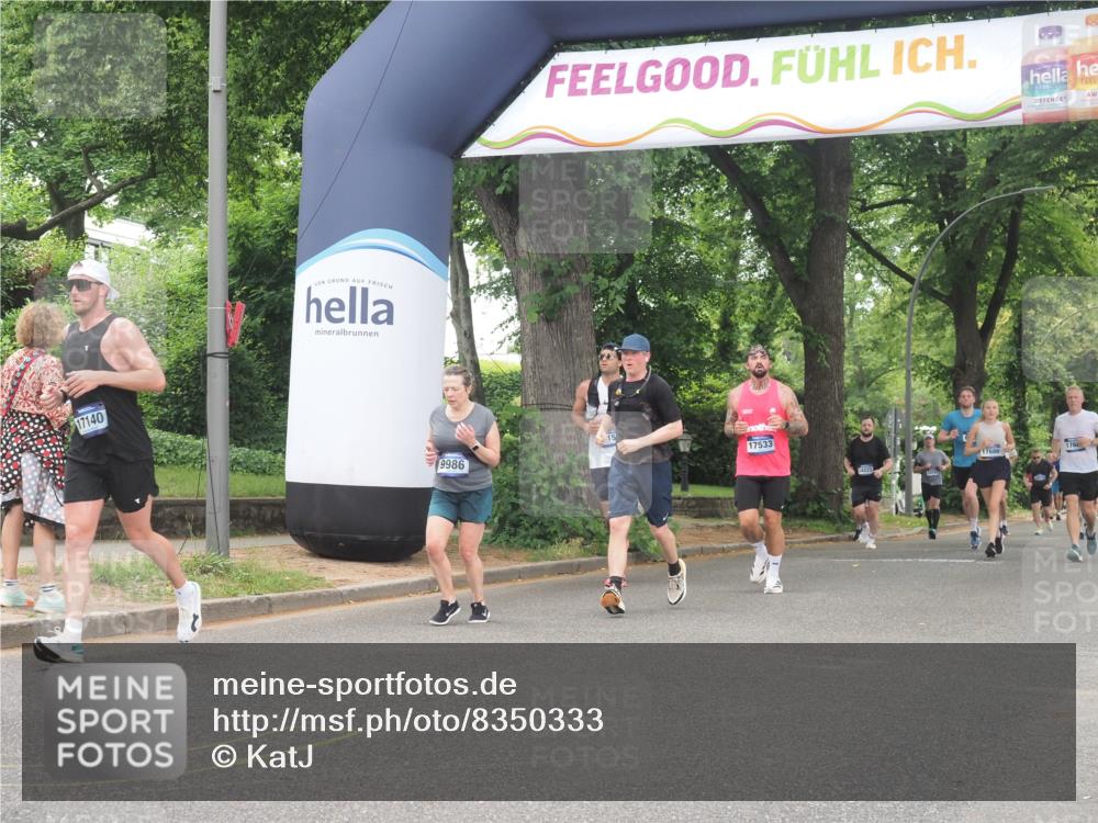29.06.2025 - hella hamburg halbmarathon KatJ http://msf.ph/oto/8350333 29.06.2025 10:50:42 Zwischen KM18-KM19 2810, 3663, 4389, 5511, 8423 meine-sportfotos.de