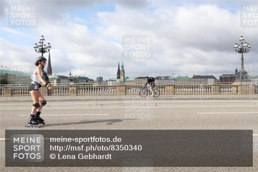 29.06.2025 - hella hamburg halbmarathon Lena Gebhardt http://msf.ph/oto/8350340 29.06.2025 09:09:24 Lombardsbrücke  meine-sportfotos.de