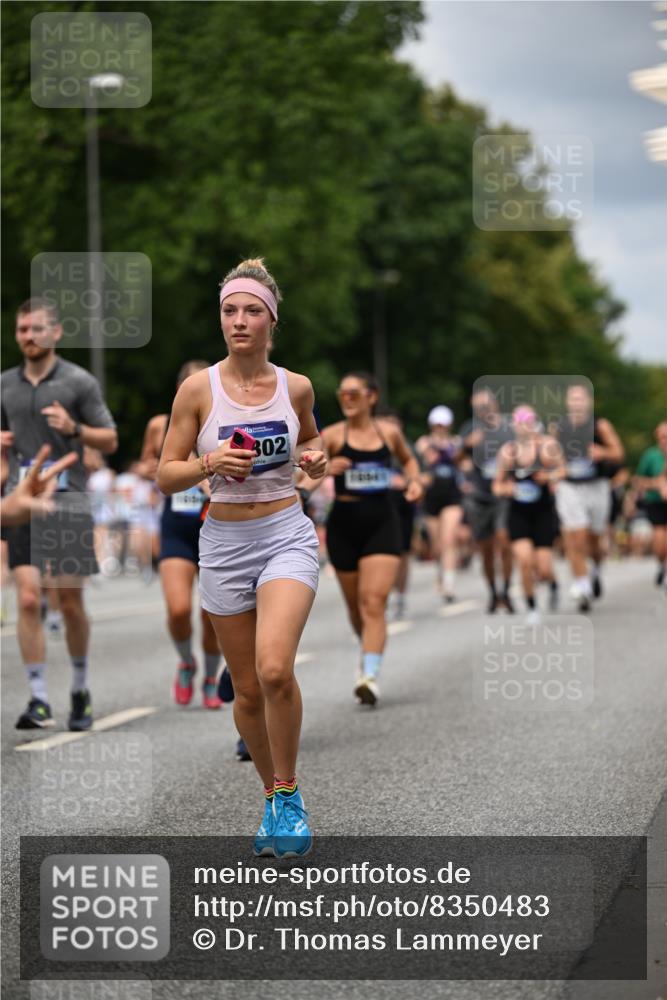 29.06.2025 - hella hamburg halbmarathon Dr. Thomas Lammeyer http://msf.ph/oto/8350483 29.06.2025 10:40:46 Kennedybrücke 1008, 1010, 1224, 3401, 3699, 3895, 4245, 4937, 5171, 5246, 5540, 5747, 5809, 5919, 6184, 6359, 6417, 7632, 8530, 8581, 9229, 9295, 9432, 9694, 9701, 9806, 10123, 10487, 10531, 10577, 10984 meine-sportfotos.de