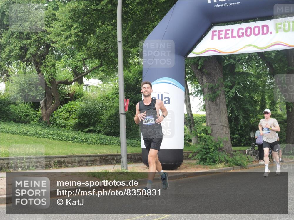 29.06.2025 - hella hamburg halbmarathon KatJ http://msf.ph/oto/8350831 29.06.2025 10:21:14 Zwischen KM18-KM19 3955, 4129, 5187, 5746 meine-sportfotos.de