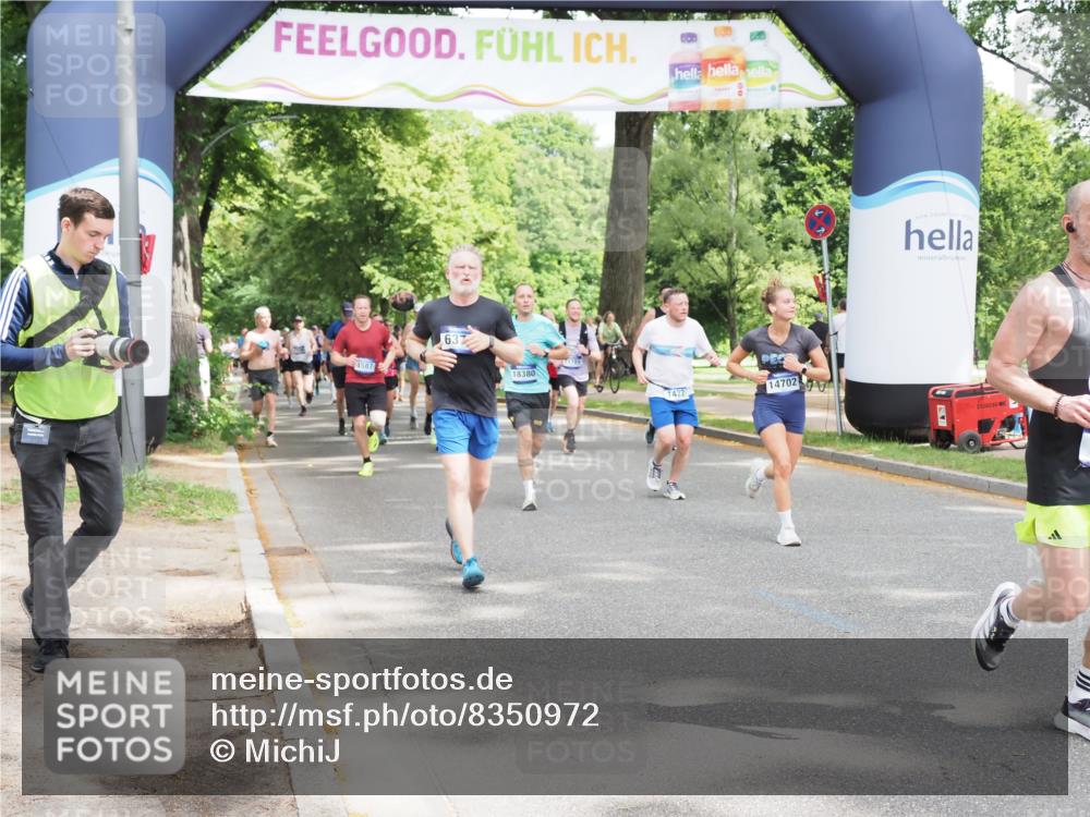 29.06.2025 - hella hamburg halbmarathon MichiJ http://msf.ph/oto/8350972 29.06.2025 10:41:12 Zwischen KM18-KM19 1422, 1442, 2518, 3059, 3096, 3819, 6294, 6374, 6629, 9227, 12632, 14702, 15441, 18380 meine-sportfotos.de