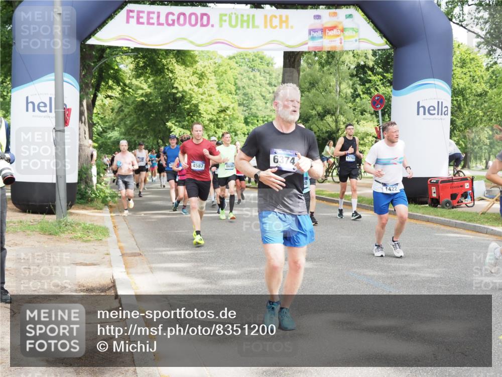 29.06.2025 - hella hamburg halbmarathon MichiJ http://msf.ph/oto/8351200 29.06.2025 10:41:14 Zwischen KM18-KM19 1422, 1442, 3059, 4587, 6294, 6374, 6629, 9922, 11789, 12632, 14702, 14909, 15441, 17765, 18380 meine-sportfotos.de
