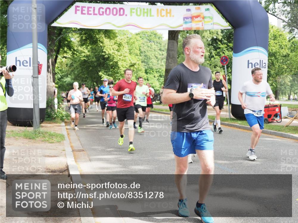 29.06.2025 - hella hamburg halbmarathon MichiJ http://msf.ph/oto/8351278 29.06.2025 10:41:14 Zwischen KM18-KM19 1422, 1442, 3059, 4587, 6294, 6374, 6629, 9922, 11789, 12632, 14702, 14909, 15441, 17765, 18380 meine-sportfotos.de