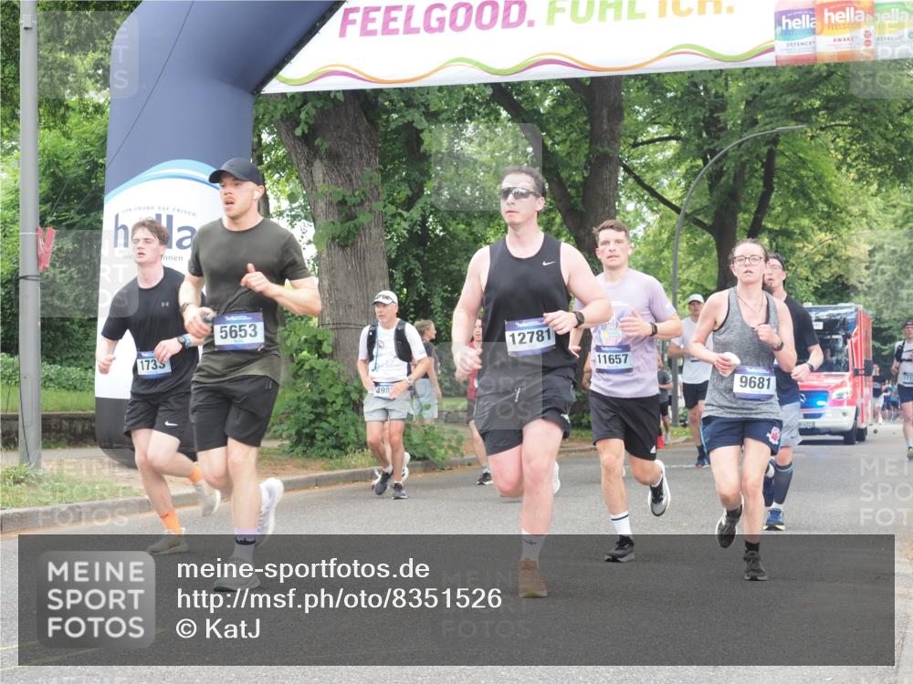 29.06.2025 - hella hamburg halbmarathon KatJ http://msf.ph/oto/8351526 29.06.2025 10:50:58 Zwischen KM18-KM19 1212, 1733, 1851, 2463, 4985, 5653, 7333 meine-sportfotos.de