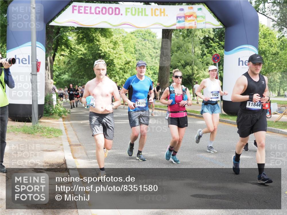 29.06.2025 - hella hamburg halbmarathon MichiJ http://msf.ph/oto/8351580 29.06.2025 10:41:17 Zwischen KM18-KM19 1422, 1442, 2630, 4587, 6374, 6938, 8698, 9922, 11789, 11844, 12186, 13794, 14702, 14909, 15156, 17765, 18380 meine-sportfotos.de