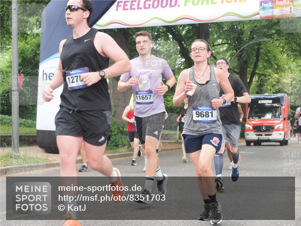 29.06.2025 - hella hamburg halbmarathon KatJ http://msf.ph/oto/8351703 29.06.2025 10:50:59 Zwischen KM18-KM19 1212, 1733, 1851, 2463, 4985, 5653, 7333 meine-sportfotos.de