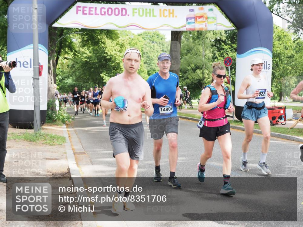 29.06.2025 - hella hamburg halbmarathon MichiJ http://msf.ph/oto/8351706 29.06.2025 10:41:18 Zwischen KM18-KM19 1422, 1442, 2630, 4587, 6374, 6938, 8698, 9060, 9922, 11789, 11844, 12186, 13794, 14702, 14909, 15156, 17765, 18380 meine-sportfotos.de