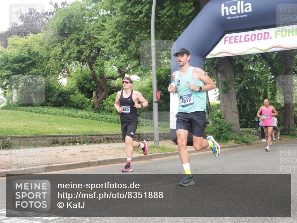 29.06.2025 - hella hamburg halbmarathon KatJ http://msf.ph/oto/8351888 29.06.2025 10:21:22 Zwischen KM18-KM19 1894, 3955, 4812, 5660, 7845 meine-sportfotos.de