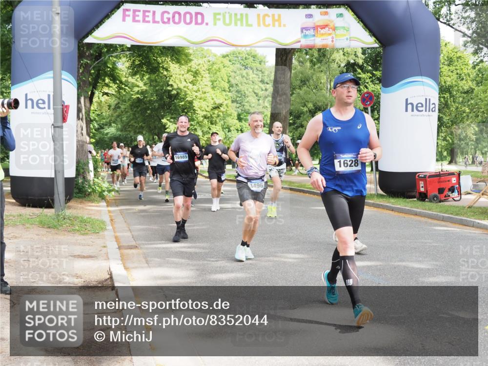 29.06.2025 - hella hamburg halbmarathon MichiJ http://msf.ph/oto/8352044 29.06.2025 10:41:24 Zwischen KM18-KM19 1496, 1628, 6938, 7395, 8316, 9060, 10266, 11068, 11747, 11844, 12186, 13794, 15156, 15169, 15856, 16985, 17482, 18308 meine-sportfotos.de