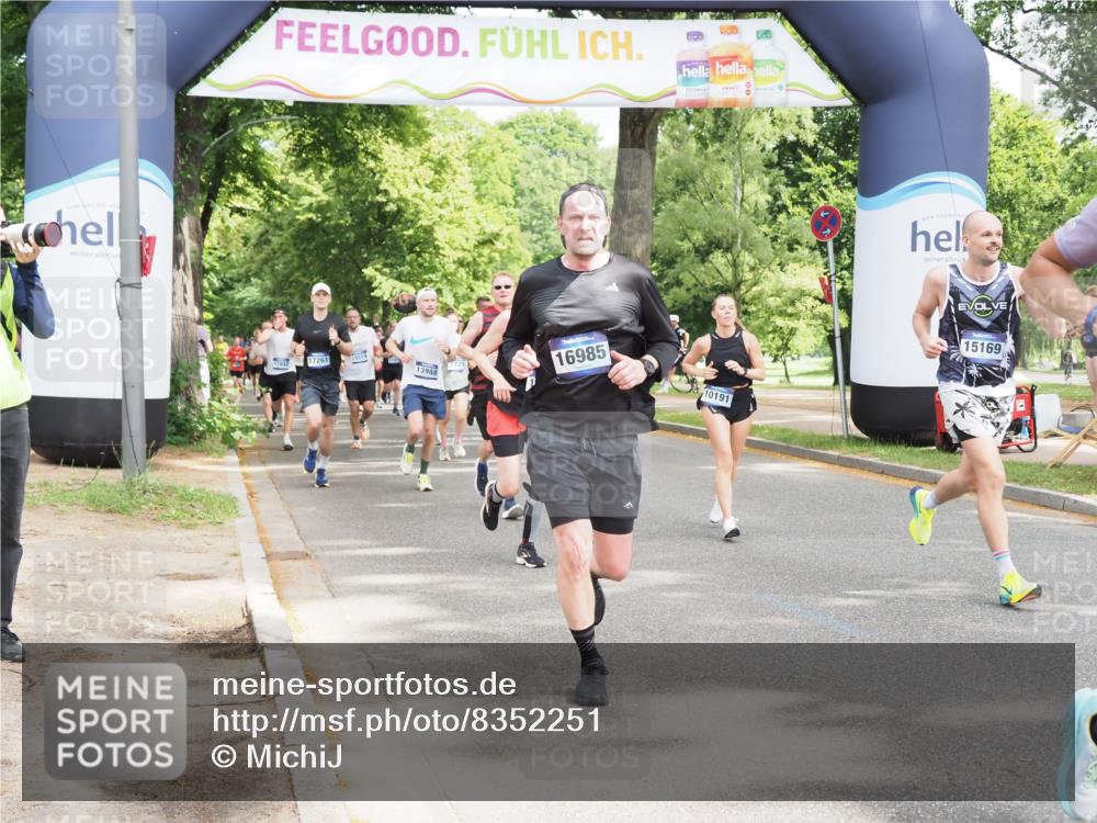 29.06.2025 - hella hamburg halbmarathon MichiJ http://msf.ph/oto/8352251 29.06.2025 10:41:26 Zwischen KM18-KM19 1496, 1628, 2561, 7129, 7395, 8316, 9060, 10191, 10192, 10266, 11068, 11747, 13988, 15169, 15856, 16985, 17261, 17482, 18308 meine-sportfotos.de