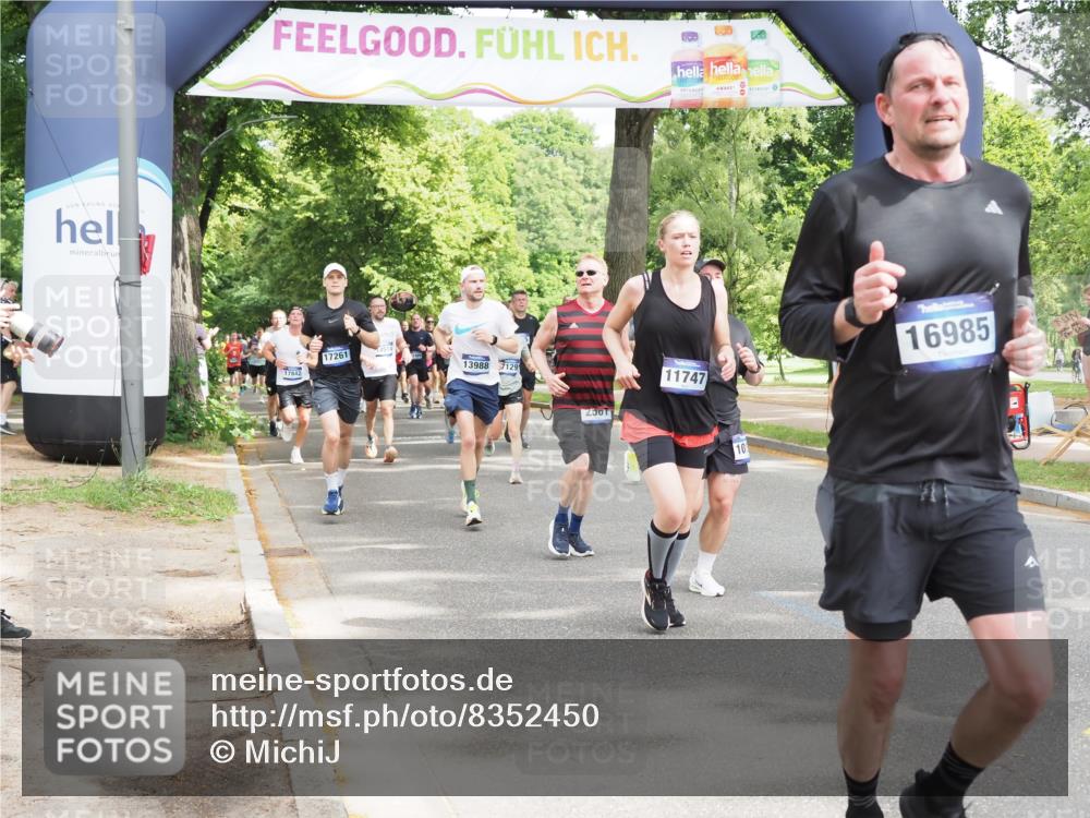 29.06.2025 - hella hamburg halbmarathon MichiJ http://msf.ph/oto/8352450 29.06.2025 10:41:27 Zwischen KM18-KM19 1496, 1628, 2561, 7129, 7395, 8316, 10191, 10192, 10266, 11068, 11747, 13988, 15169, 15856, 16985, 17261, 17482, 18308, 18612 meine-sportfotos.de