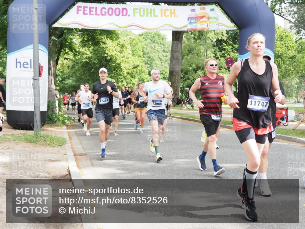 29.06.2025 - hella hamburg halbmarathon MichiJ http://msf.ph/oto/8352526 29.06.2025 10:41:28 Zwischen KM18-KM19 1496, 1628, 2561, 7129, 7395, 8285, 8316, 8449, 10191, 10192, 10266, 11068, 11747, 13988, 15169, 15856, 16985, 17261, 18514, 18612 meine-sportfotos.de