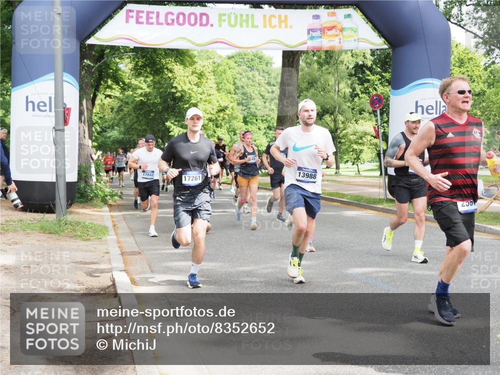 29.06.2025 - hella hamburg halbmarathon MichiJ http://msf.ph/oto/8352652 29.06.2025 10:41:28 Zwischen KM18-KM19 1496, 1628, 2561, 7129, 7395, 8285, 8316, 8449, 10191, 10192, 10266, 11068, 11747, 13988, 15169, 15856, 16985, 17261, 18514, 18612 meine-sportfotos.de